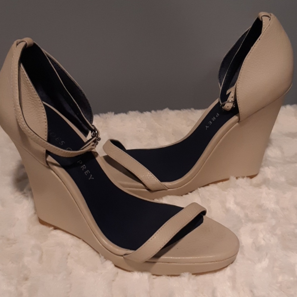 Shoes of prey wedges